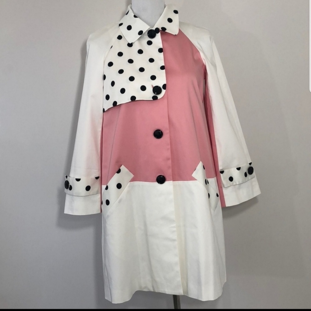 Mosvhino chip & chic Treanch coat